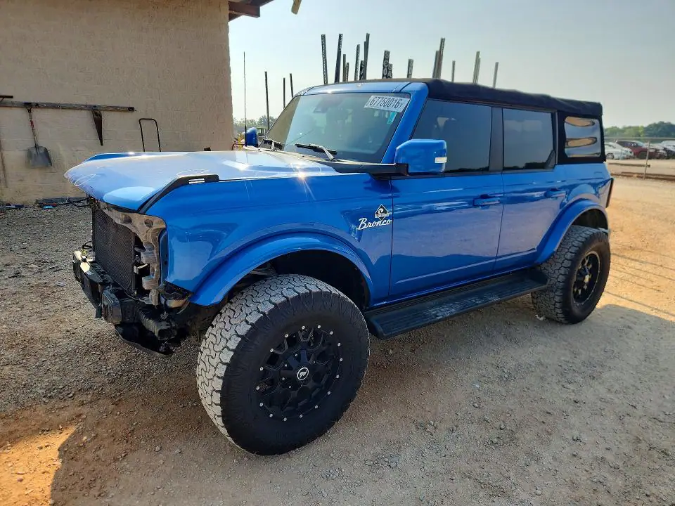 1FMDE5BH6NLA75208 Ford Bronco 2022 — повреждение Передняя часть, фото до ремонта