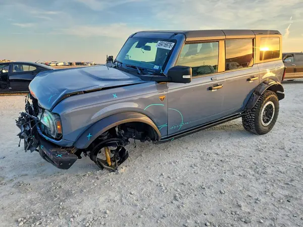 1FMEE5DP2PLB32998 — 2023 Ford Bronco, Передняя часть (Front End), фото до ремонта