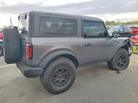 2023 Ford Bronco VIN 1FMDE5CP2PLB74844 фото 3