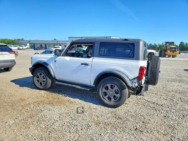 1FMDE7AH6RLB02233 — 2024 Ford Bronco, фото 2 с аукциона Copart 05.10.2026, Задняя часть