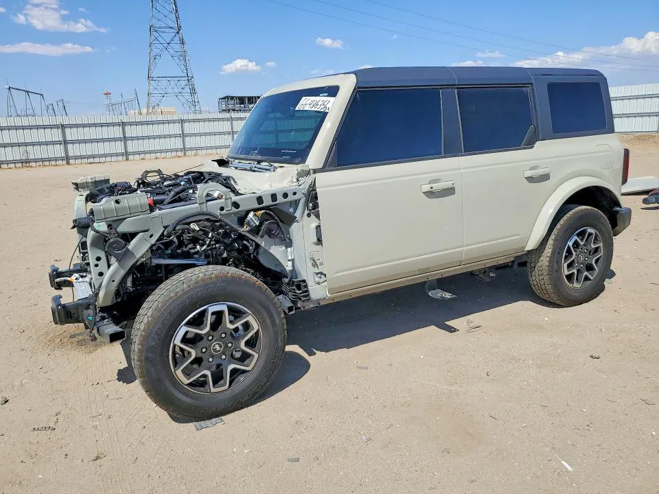 2025 Ford Bronco VIN 1FMEE8BP7SLB83412 фото 1