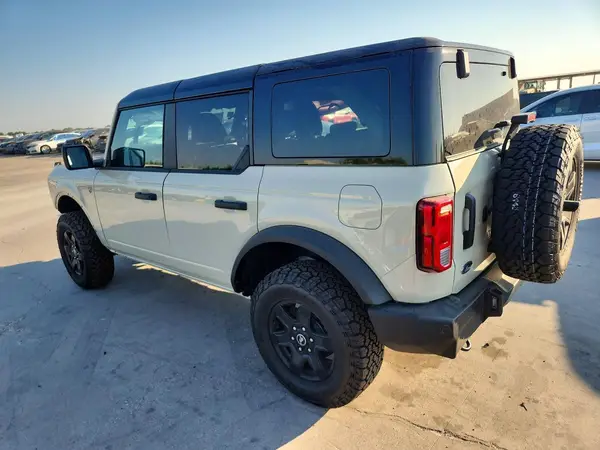 1FMDE7BH1SLB56544 — 2025 Ford Bronco, фото 2 с аукциона Copart 15.10.2026, Боковая часть