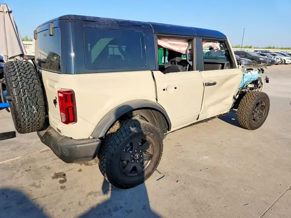 1FMDE7BH1SLB56544 — 2025 Ford Bronco, фото 3 с аукциона Copart 15.10.2026, Боковая часть