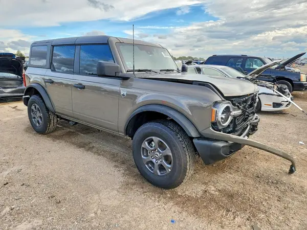 1FMDE7BH9SLB08144 — 2025 Ford Bronco, фото 4 с аукциона Copart, Передняя часть