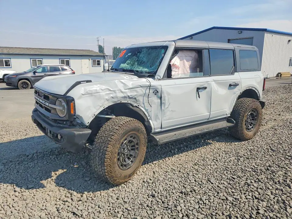 1FMEE8BH3TLA64038 Ford Bronco 2026 — повреждение Передняя часть, фото до ремонта