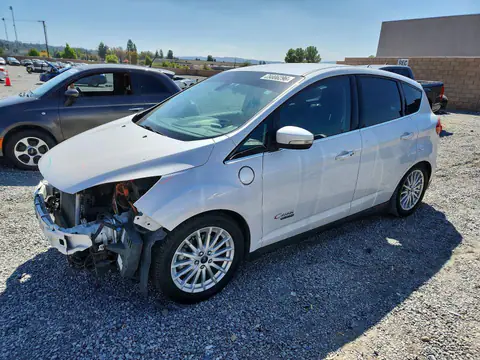 1FADP5CU1GL115570 — 2016 Ford C-MAX, Передняя часть (Front End), фото до ремонта