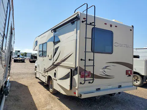 2017 Ford Chateau VIN 1FDWE3FS7HDC33993 фото 2