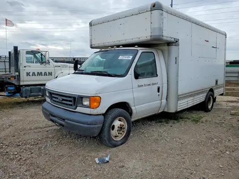 1FDXE45S86HA86746 — 2006 Ford Econoline, Боковая часть (Side), фото до ремонта