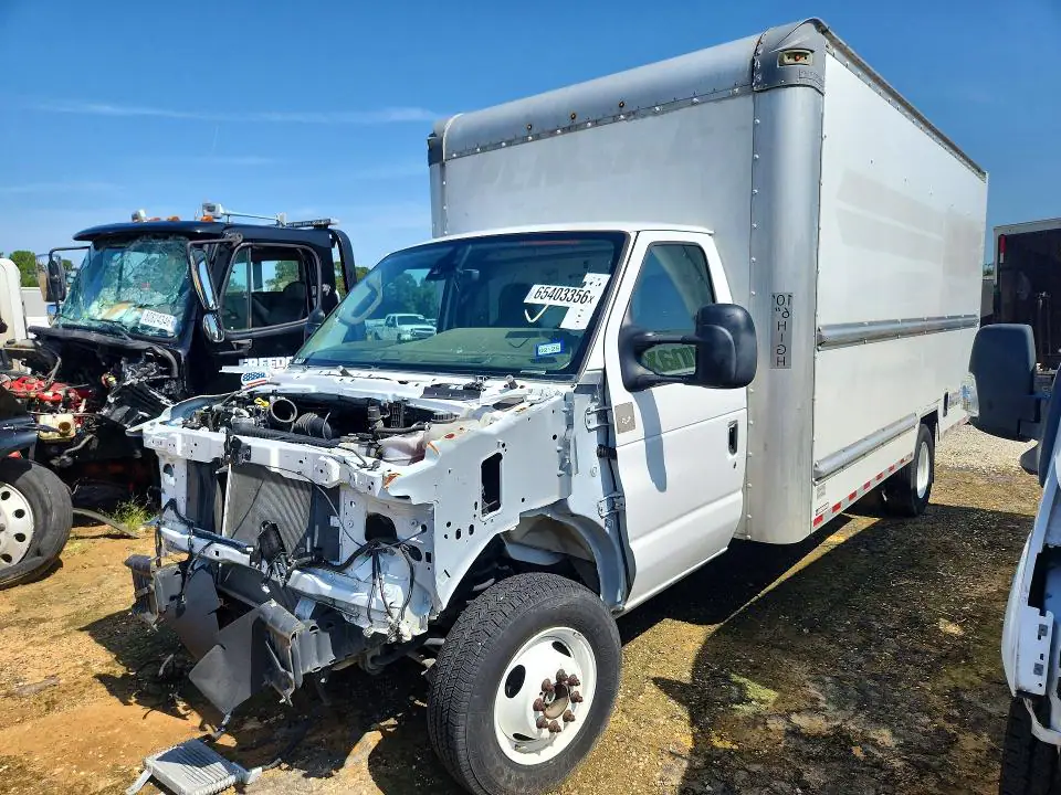 1FDWE3FN0NDC03532 Ford Econoline 2022 — повреждение Механические повреждения, фото до ремонта