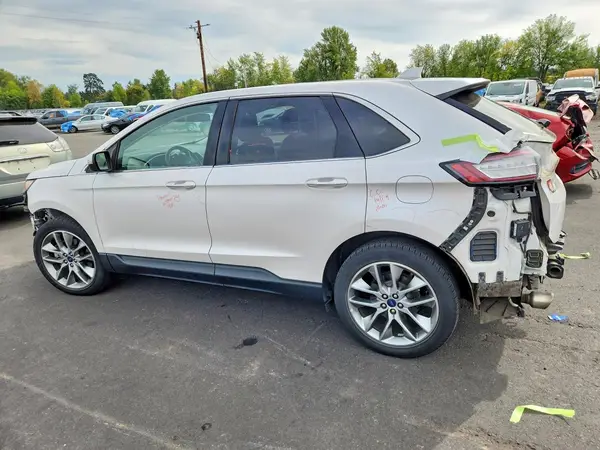 2FMPK4K90HBC10373 — 2017 Ford EDGE, фото 2 с аукциона Copart, Передняя часть