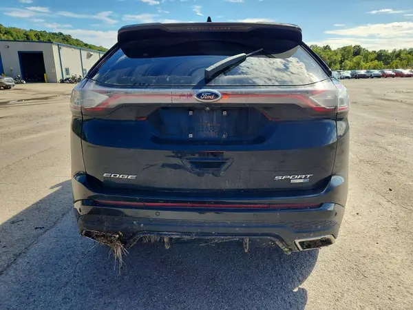 2FMPK4AP0HBC53157 — 2017 Ford EDGE, фото 6 с аукциона Copart, Передняя часть