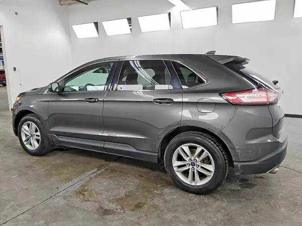 2FMPK4J89JBB28186 — 2018 Ford EDGE, фото 2 с аукциона Copart 29.09.2026, Боковая часть