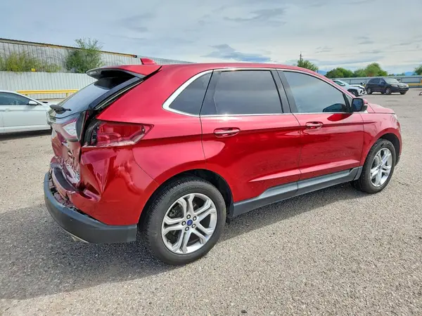 2FMPK4K93JBB74927 — 2018 Ford EDGE, фото 3 с аукциона Copart, Задняя часть