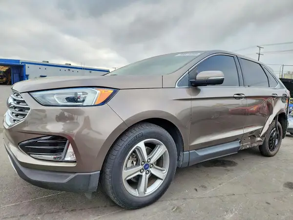 2FMPK3J92KBB09869 — 2019 Ford EDGE, Задняя часть (Rear End), фото до ремонта