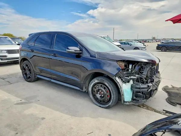 2FMPK4AP1KBB26585 — 2019 Ford EDGE, фото 4 с аукциона Copart, Передняя часть