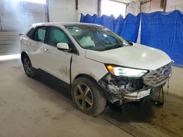 2FMPK4J94MBA64653 — 2021 Ford EDGE, фото 4 с аукциона Copart, Передняя часть
