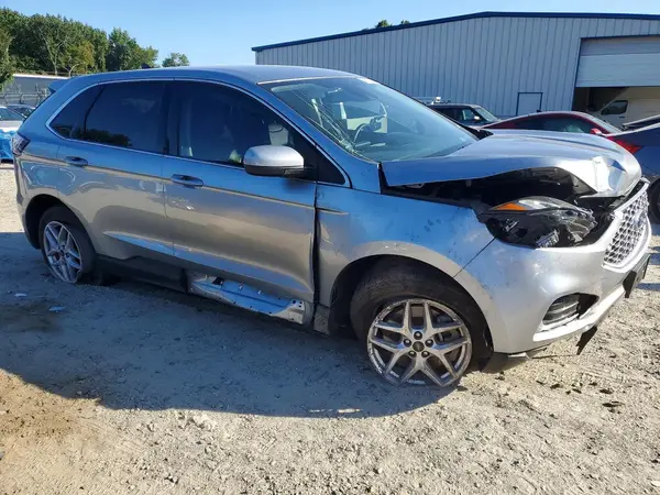 2FMPK4J93PBA30286 — 2023 Ford EDGE, фото 4 с аукциона Copart, Передняя часть