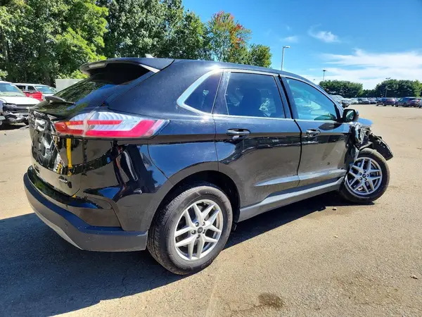2FMPK4J90PBA02137 — 2023 Ford EDGE, фото 3 с аукциона Copart 08.10.2026, Передняя часть