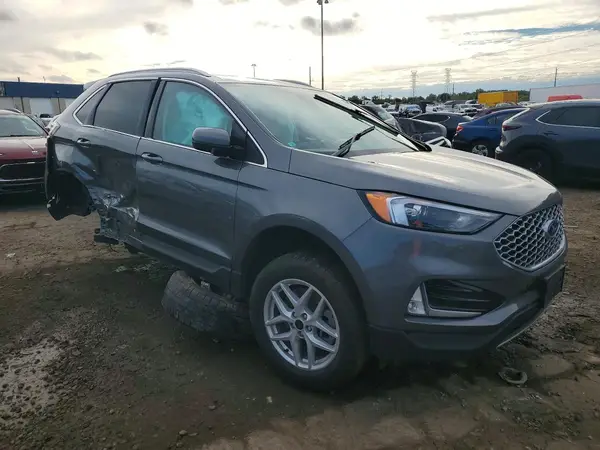2FMPK4J98RBB06247 — 2024 Ford EDGE, фото 4 с аукциона Copart, Боковая часть