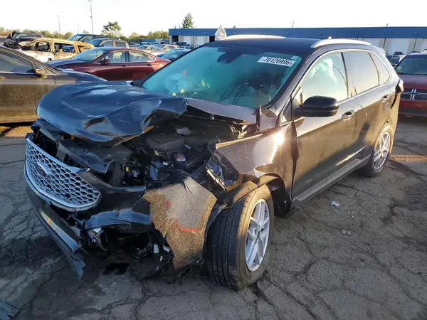 2FMPK4J93RBB03188 — 2024 Ford EDGE, Передняя часть (Front End), фото до ремонта