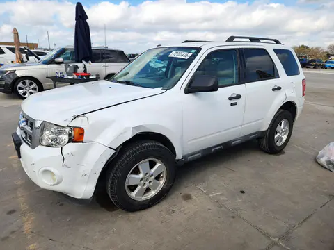 1FMCU0D74BKB48468 — 2011 Ford Escape, Передняя часть, фото до ремонта