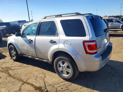 2011 Ford Escape Xlt VIN 1FMCU9DG7BKB60330 фото 2