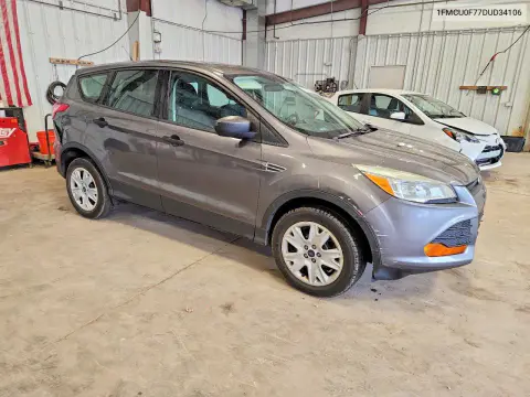 2013 Ford Escape S VIN 1FMCU0F77DUD34106 фото 4