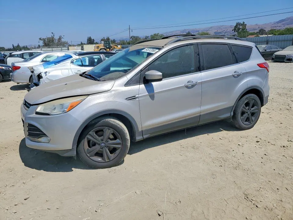 2014 Ford Escape VIN 1FMCU0GX3EUA85044 фото 1