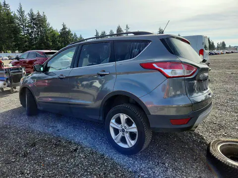 2014 Ford Escape VIN 1FMCU9GXXEUD27915 фото 2