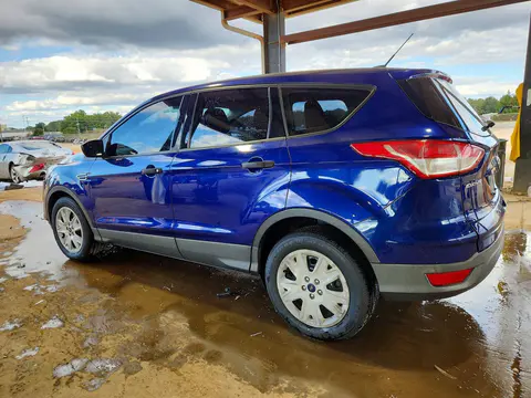 2015 Ford Escape S VIN 1FMCU0F73FUA59384 фото 2