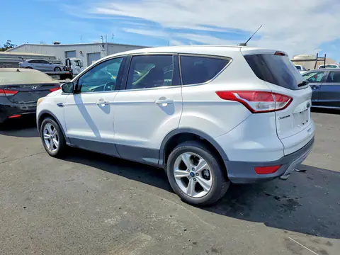 1FMCU9GXXFUA68599 — 2015 Ford Escape, фото 2 с аукциона Copart 30.09.2026, Мелкие вмятины и царапины