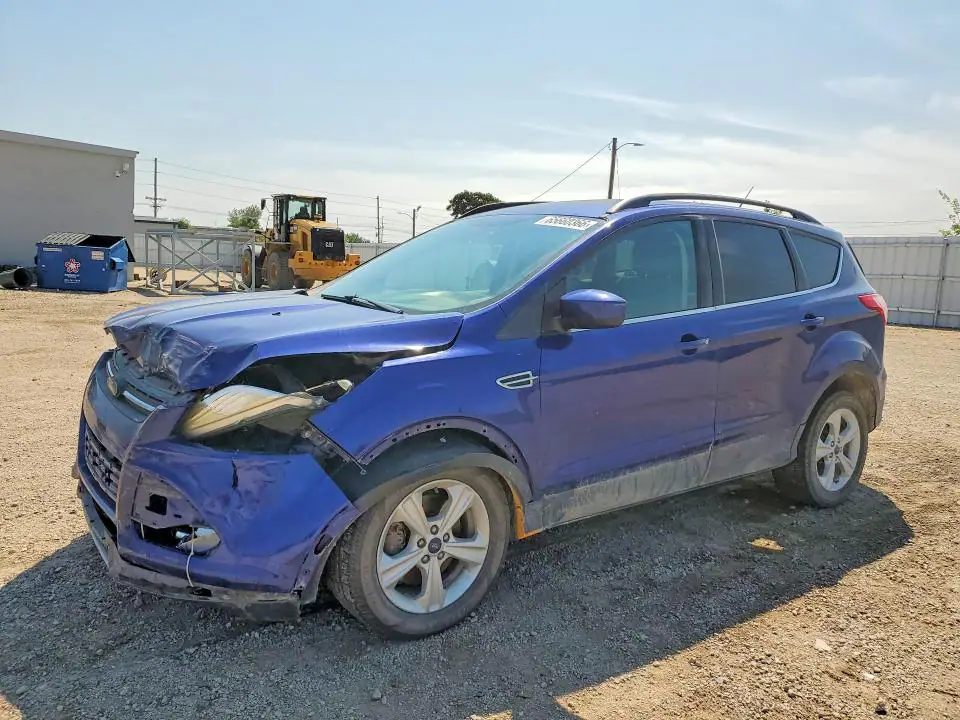1FMCU9GX4GUC87737 Ford Escape 2016 — повреждение Передняя часть, фото до ремонта