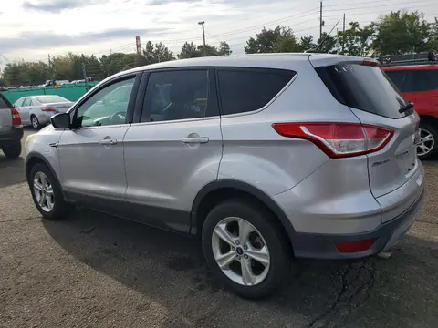 2016 Ford Escape VIN 1FMCU9GX9GUB07586 фото 2