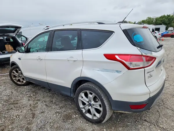 1FMCU9J91GUB18317 — 2016 Ford Escape, фото 2 с аукциона Copart 29.09.2026, Задняя часть