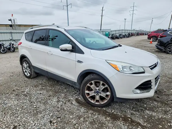 1FMCU9J91GUB18317 — 2016 Ford Escape, фото 4 с аукциона Copart 29.09.2026, Задняя часть