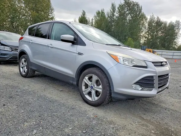 1FMCU9GX0GUB27578 — 2016 Ford Escape, фото 4 с аукциона Copart, Мелкие вмятины и царапины