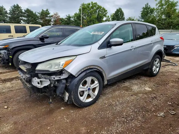 1FMCU0GXXGUA82662 — 2016 Ford Escape, Передняя часть (Front End), фото до ремонта