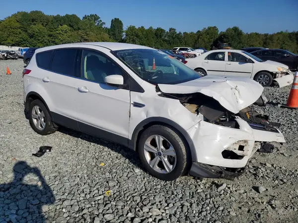1FMCU9GX8GUA81465 — 2016 Ford Escape, фото 4 с аукциона Copart, Передняя часть