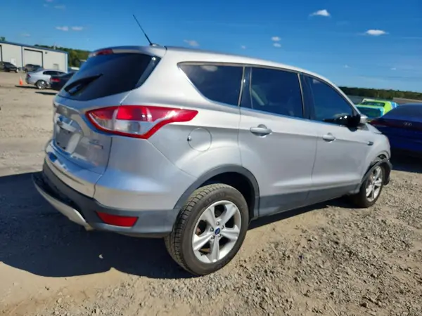 1FMCU0G99GUB97626 — 2016 Ford Escape, фото 3 с аукциона Copart, Передняя часть