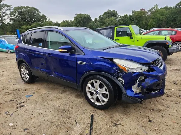 1FMCU9J92GUA80466 — 2016 Ford Escape, фото 4 с аукциона Copart, Передняя часть