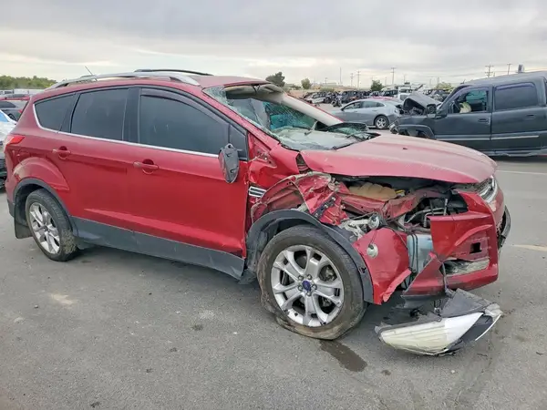 1FMCU9J93GUC79686 — 2016 Ford Escape, фото 4 с аукциона Copart, Передняя часть
