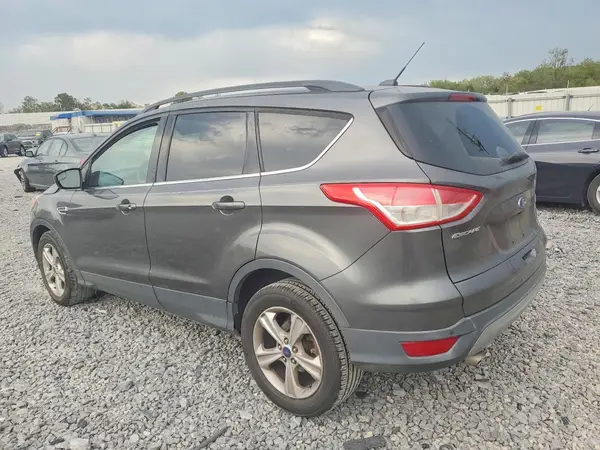 1FMCU0GX8GUA37980 — 2016 Ford Escape, фото 2 с аукциона Copart, Передняя часть