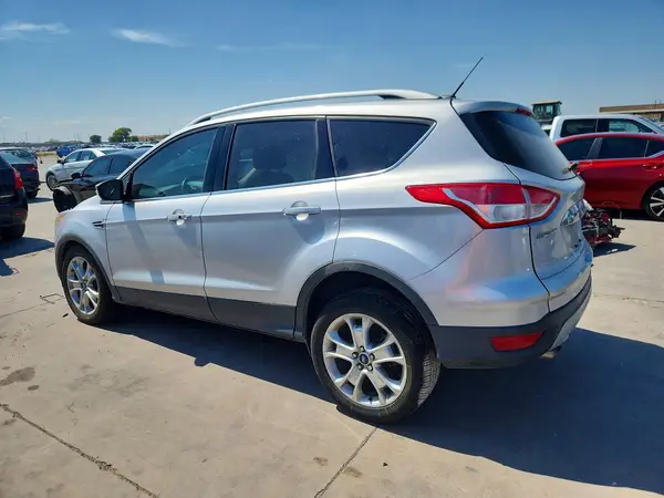 1FMCU0JX3GUC57374 — 2016 Ford Escape, фото 2 с аукциона Copart, Боковая часть