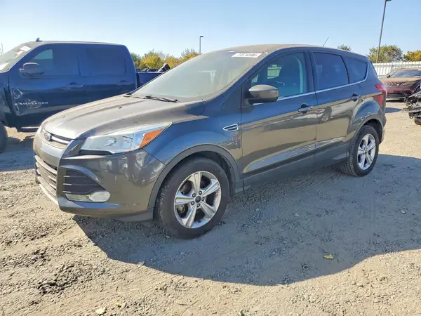 1FMCU0G77GUA40014 — 2016 Ford Escape, Естественный износ (Normal Wear), фото до ремонта