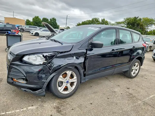 1FMCU0F72GUC23001 — 2016 Ford Escape, Передняя часть (Front End), фото до ремонта