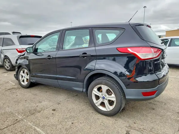 1FMCU0F72GUC23001 — 2016 Ford Escape, фото 2 с аукциона Copart 02.10.2026, Передняя часть