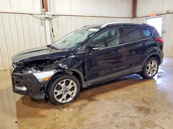 1FMCU9J97GUB85844 — 2016 Ford Escape, Передняя часть (Front End), фото до ремонта