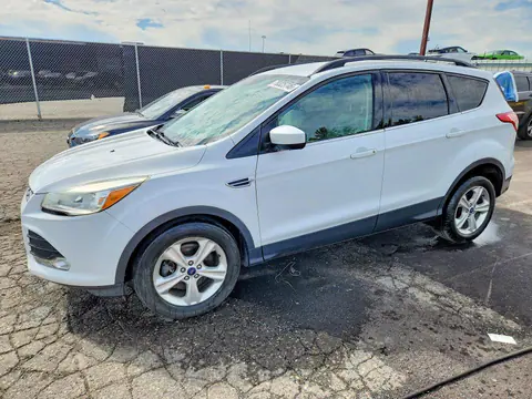 1FMCU9GX6GUC17060 — 2016 Ford Escape, Мелкие вмятины и царапины (Minor Dent/Scratches), фото до ремонта
