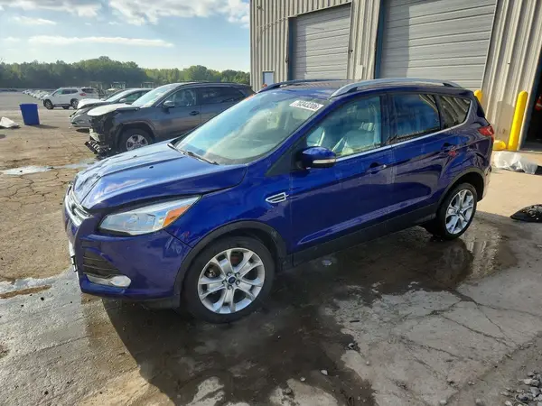 1FMCU0JX8GUB29809 — 2016 Ford Escape, Передняя часть (Front End), фото до ремонта