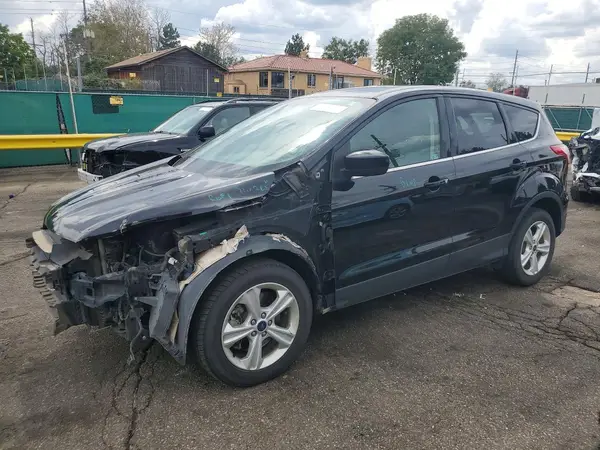 1FMCU9GX6GUB59628 — 2016 Ford Escape, Передняя часть (Front End), фото до ремонта